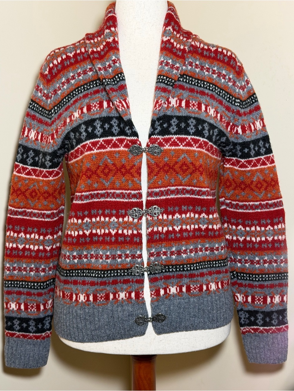 Susan Bristol 100% Wool Nordic Fair Isle Cardigan Sweater Medium Hook Closure